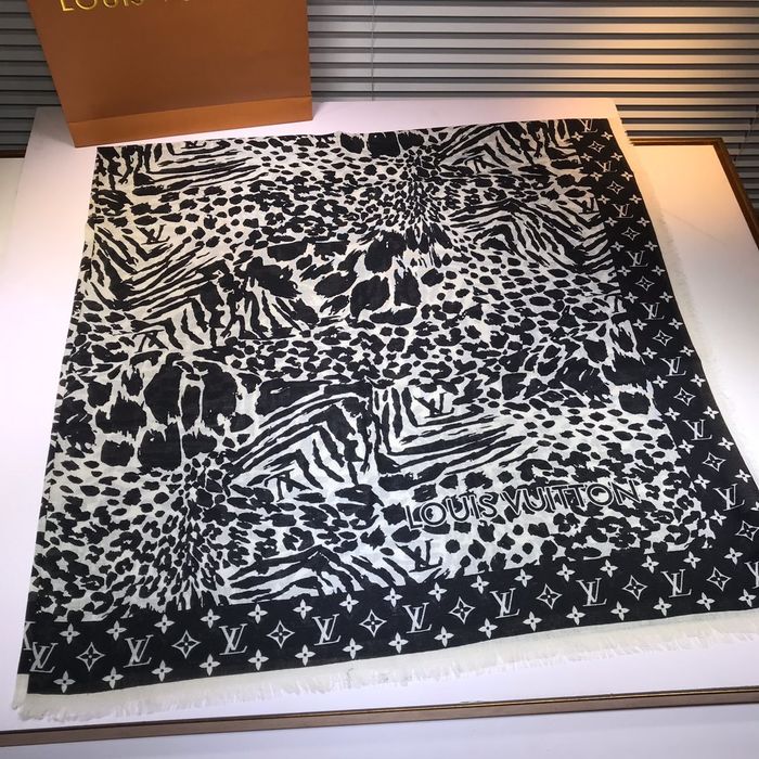 Louis Vuitton Scarf LV00120